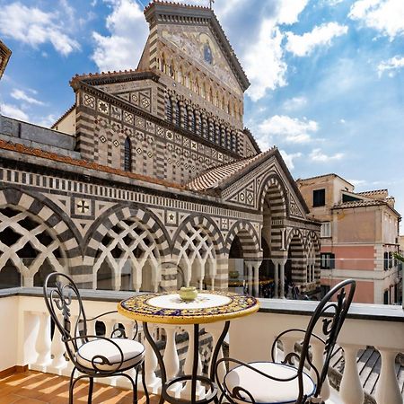 La Suite Del Cavaliere Amalfi Bagian luar foto
