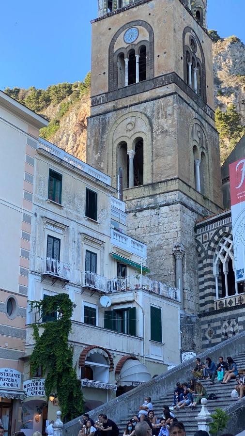 La Suite Del Cavaliere Amalfi Bagian luar foto