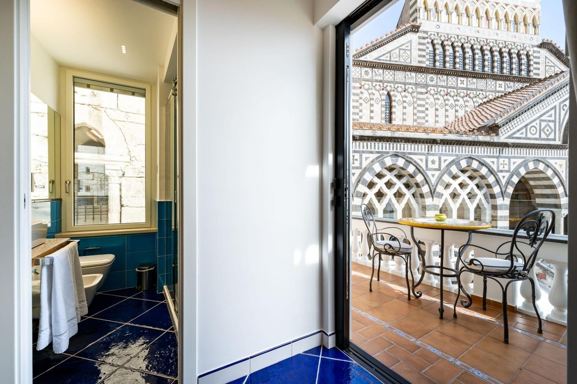La Suite Del Cavaliere Amalfi Bagian luar foto